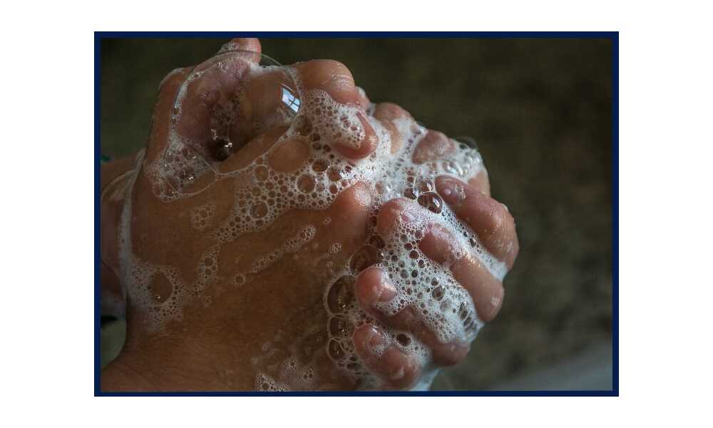 Jak dokładnie myć ręce?